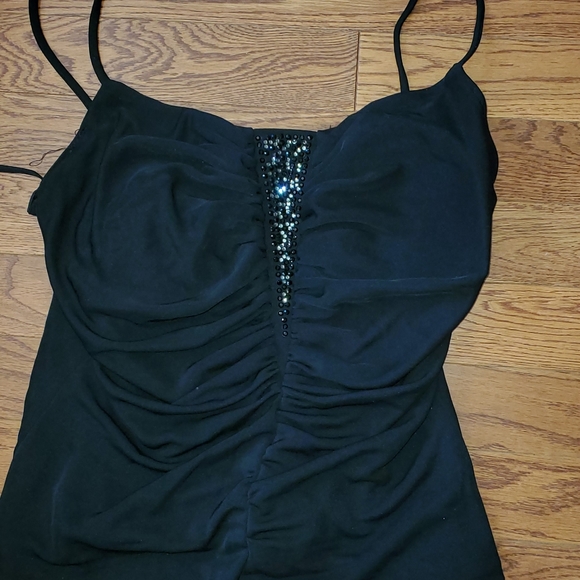 Gorgeous top - Picture 2 of 3